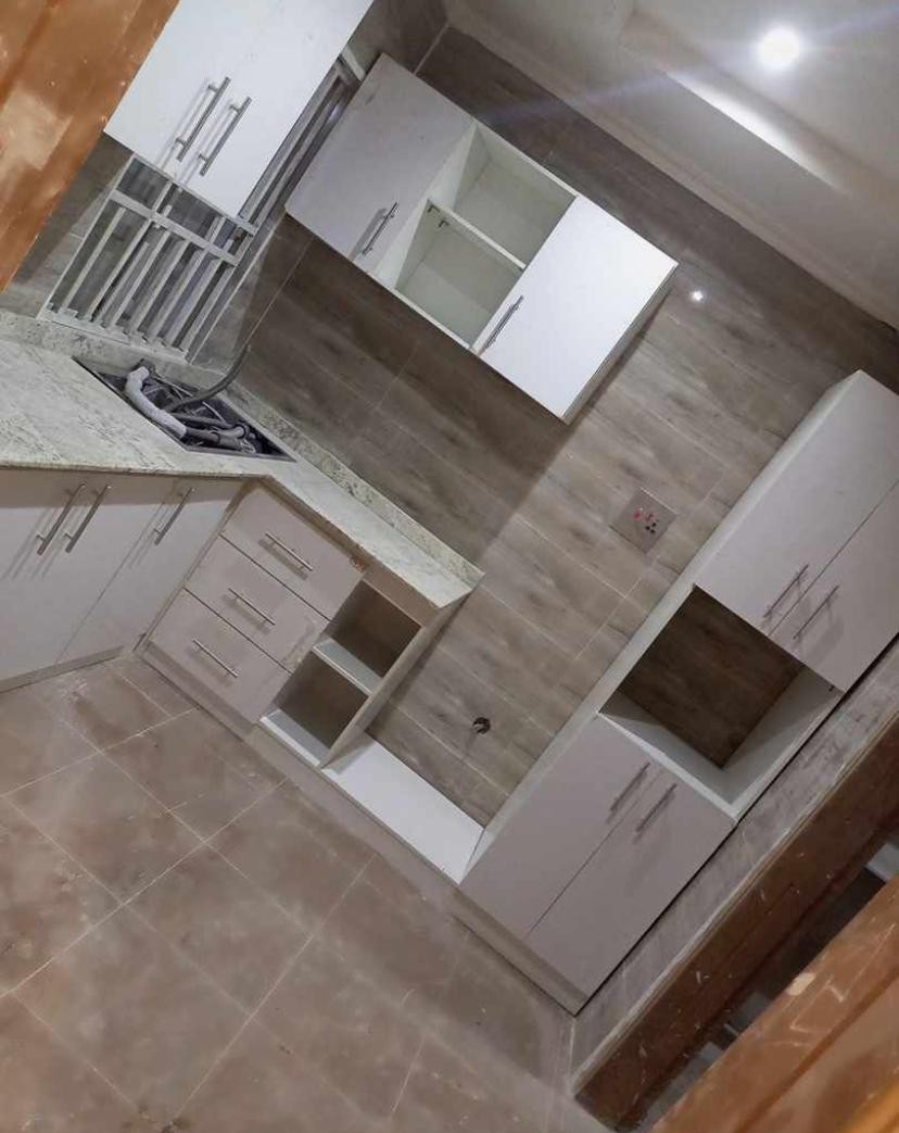 Modern Cream Kitchen Cabinet Set